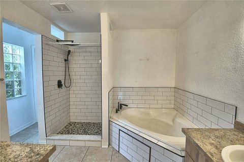 Villa ou maison à vendre à Lakeland, Floride: 4 chambres, 151.99 m2 № 2408344 - photo 30