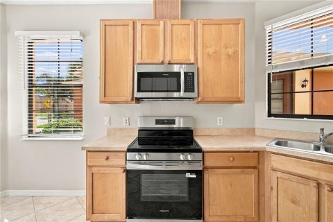Casa en venta en Poinciana, Florida, 2 dormitorios, 140 m2 № 2422836 - foto 16