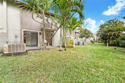 Adosado en venta en Miami, Florida, 2 dormitorios, 128.21 m2 № 2004673 - foto 15