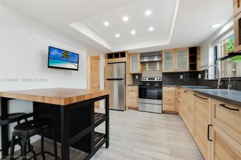 Adosado en venta en Miami, Florida, 2 dormitorios, 128.21 m2 № 2004673 - foto 5