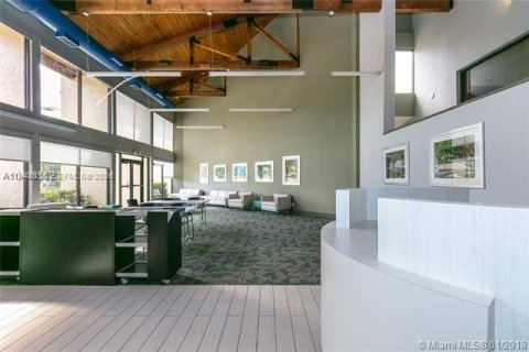 Adosado en venta en Miami, Florida, 2 dormitorios, 128.21 m2 № 2004673 - foto 25