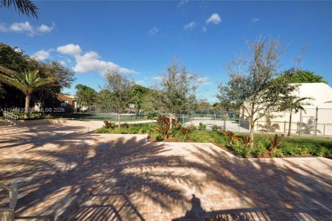 Adosado en venta en Miami, Florida, 2 dormitorios, 128.21 m2 № 2004673 - foto 19