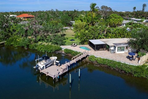 Casa en venta en Sarasota, Florida, 4 dormitorios, 136.19 m2 № 1539460 - foto 1