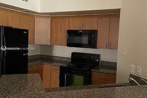 Купить кондоминиум в Санрайз, Флорида 2 спальни, 98.94м2, № 2016861 - фото 3