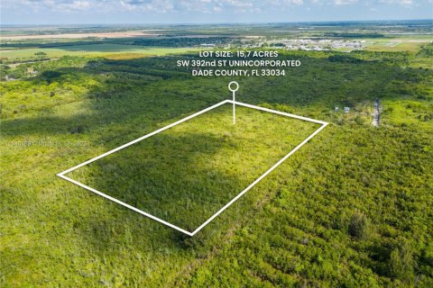 Commercial property in Miami-Dade, Florida № 2013121 - photo 5