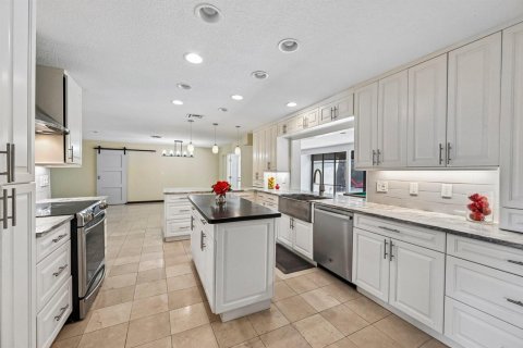 Купить виллу или дом в Бока-Ратон, Флорида 1 комната, 297.29м2, № 2185286 - фото 19