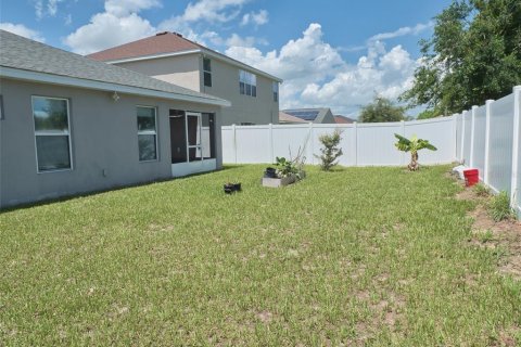 House in Eagle Lake, Florida 4 bedrooms, 158.58 sq.m. № 1792881 - photo 4