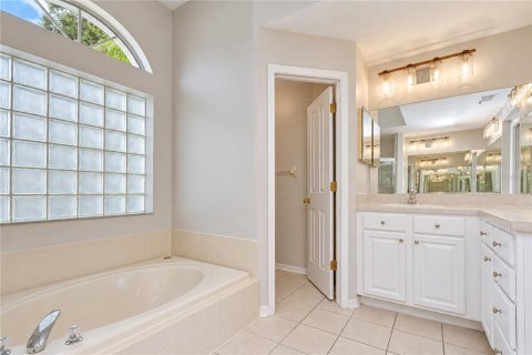 Villa ou maison à louer à Wesley Chapel, Floride: 4 chambres, 206.43 m2 № 2353423 - photo 30