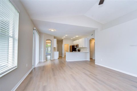 Villa ou maison à louer à Wesley Chapel, Floride: 4 chambres, 206.43 m2 № 2353423 - photo 25