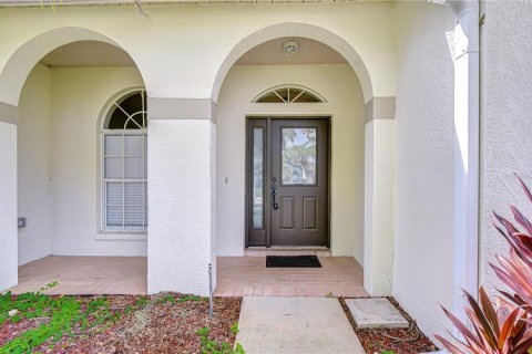 Villa ou maison à louer à Wesley Chapel, Floride: 4 chambres, 206.43 m2 № 2353423 - photo 5