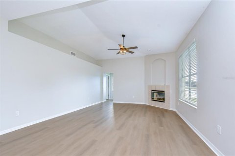 Villa ou maison à louer à Wesley Chapel, Floride: 4 chambres, 206.43 m2 № 2353423 - photo 22