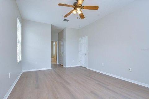 Villa ou maison à louer à Wesley Chapel, Floride: 4 chambres, 206.43 m2 № 2353423 - photo 27