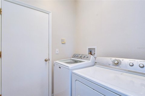 Villa ou maison à louer à Wesley Chapel, Floride: 4 chambres, 206.43 m2 № 2353423 - photo 20