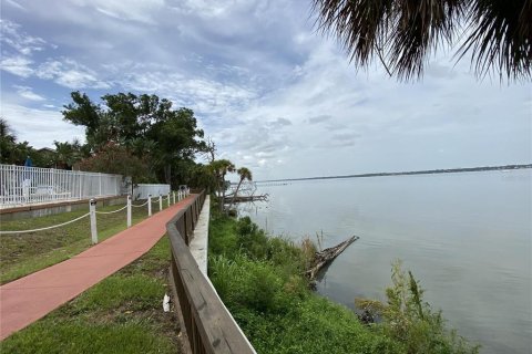 Condominio en alquiler en Merrit Island, Florida, 2 dormitorios, 100.33 m2 № 1917538 - foto 22