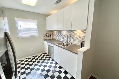 Condominio en alquiler en Merrit Island, Florida, 2 dormitorios, 100.33 m2 № 1917538 - foto 5