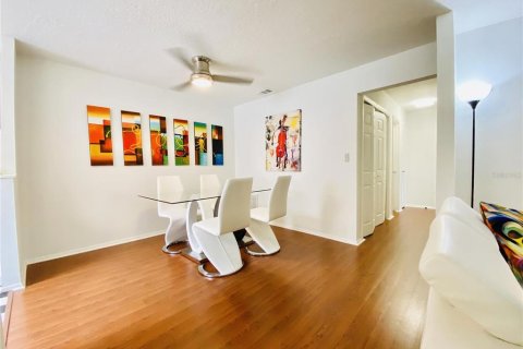 Condominio en alquiler en Merrit Island, Florida, 2 dormitorios, 100.33 m2 № 1917538 - foto 2