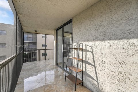 Купить кондоминиум в Плантация, Флорида 3 спальни, 102.19м2, № 1996685 - фото 21