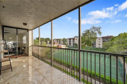 Купить кондоминиум в Плантация, Флорида 3 спальни, 102.19м2, № 1996685 - фото 20