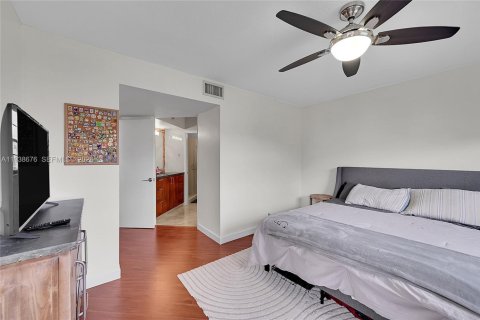 Купить кондоминиум в Плантация, Флорида 3 спальни, 102.19м2, № 1996685 - фото 9