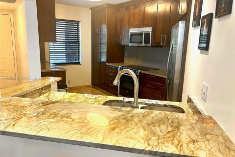 Copropriété à vendre à Plantation, Floride: 3 chambres, 102.19 m2 № 1996685 - photo 6