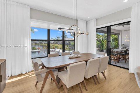 House in Boca Raton, Florida 5 bedrooms, 342.53 sq.m. № 1996177 - photo 17