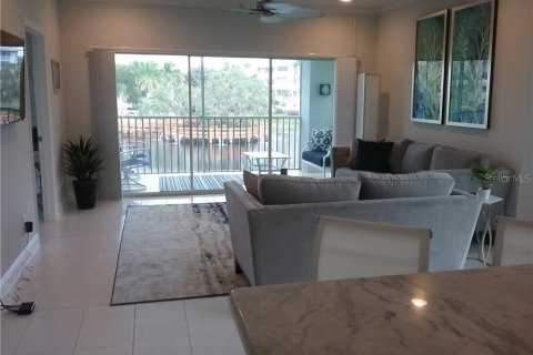 Condominio en alquiler en Osprey, Florida, 2 dormitorios, 145.67 m2 № 231534 - foto 14