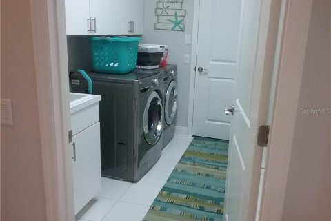 Condominio en alquiler en Osprey, Florida, 2 dormitorios, 145.67 m2 № 231534 - foto 18