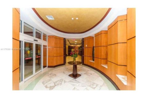 Купить кондоминиум в Санни-Айлс-Бич, Флорида 2 спальни, 152.08м2, № 2014026 - фото 27