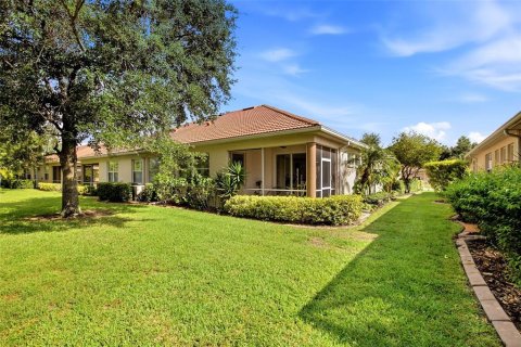 House in Sarasota, Florida 2 bedrooms, 179.3 sq.m. № 2416771 - photo 28