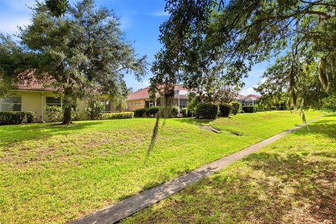 House in Sarasota, Florida 2 bedrooms, 179.3 sq.m. № 2416771 - photo 30