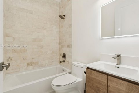 Casa en venta en Fort Lauderdale, Florida, 3 dormitorios, 187.48 m2 № 2246981 - foto 14
