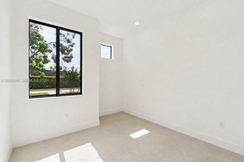 Casa en venta en Fort Lauderdale, Florida, 3 dormitorios, 187.48 m2 № 2246981 - foto 17