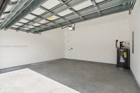 Casa en venta en Fort Lauderdale, Florida, 3 dormitorios, 187.48 m2 № 2246981 - foto 22