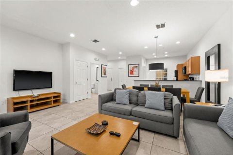 Adosado en venta en Kissimmee, Florida, 3 dormitorios, 136.57 m2 № 1911667 - foto 11
