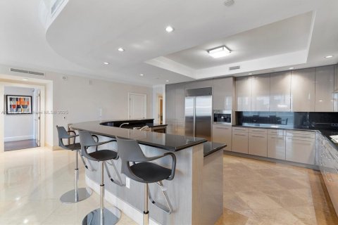 Condo in Aventura, Florida, 3 bedrooms  № 1968585 - photo 25