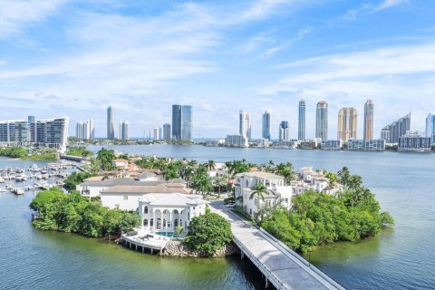 Condo in Aventura, Florida, 3 bedrooms  № 1968585