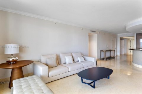Condo in Aventura, Florida, 3 bedrooms  № 1968585 - photo 29