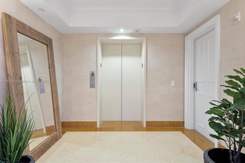 Condo in Aventura, Florida, 3 bedrooms  № 1968585 - photo 11