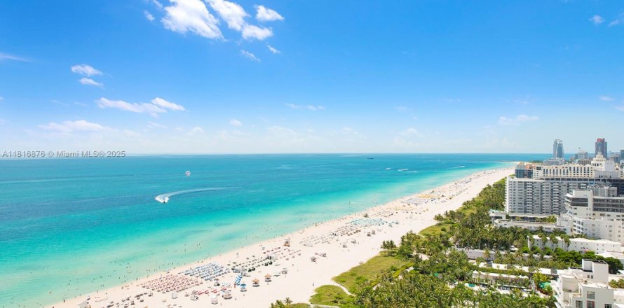 Condo à Miami Beach, Floride, 2 chambres № 1774275