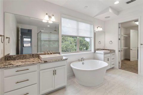 House in Orlando, Florida 5 bedrooms, 331.66 sq.m. № 1843003 - photo 28
