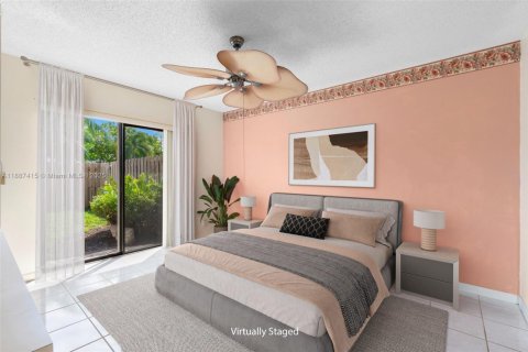 House in Deerfield Beach, Florida 2 bedrooms, 87.51 sq.m. № 1940920 - photo 9