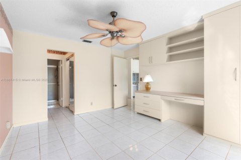 House in Deerfield Beach, Florida 2 bedrooms, 87.51 sq.m. № 1940920 - photo 11