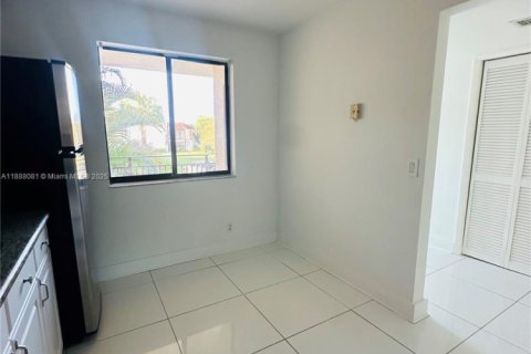 Condominio en venta en Weston, Florida, 2 dormitorios, 113.34 m2 № 1942228 - foto 16