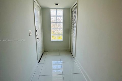 Condominio en venta en Weston, Florida, 2 dormitorios, 113.34 m2 № 1942228 - foto 2