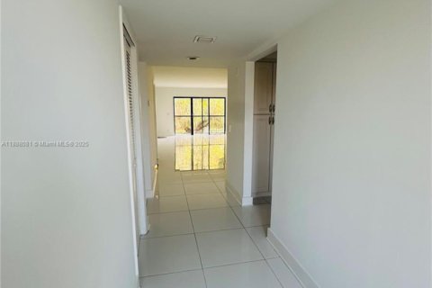 Condominio en venta en Weston, Florida, 2 dormitorios, 113.34 m2 № 1942228 - foto 19