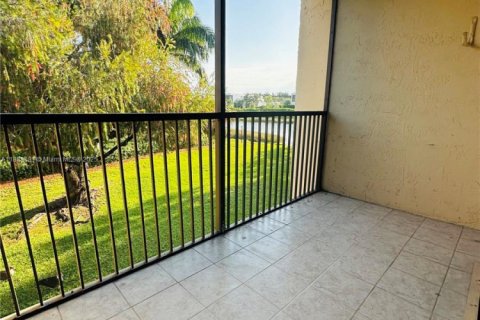 Condominio en venta en Weston, Florida, 2 dormitorios, 113.34 m2 № 1942228 - foto 4