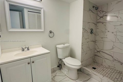 Condominio en venta en Weston, Florida, 2 dormitorios, 113.34 m2 № 1942228 - foto 14