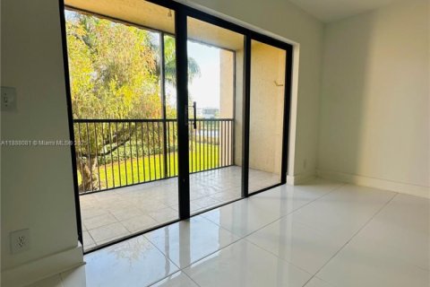 Condominio en venta en Weston, Florida, 2 dormitorios, 113.34 m2 № 1942228 - foto 7