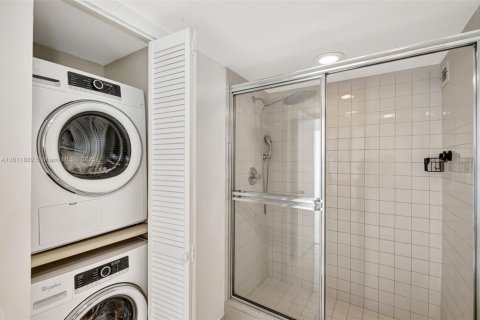 Condominio en venta en Miami Beach, Florida, 2 dormitorios, 162.58 m2 № 1234024 - foto 19