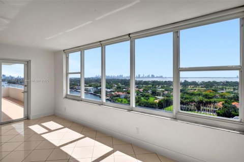Condominio en venta en Miami Beach, Florida, 2 dormitorios, 162.58 m2 № 1234024 - foto 5